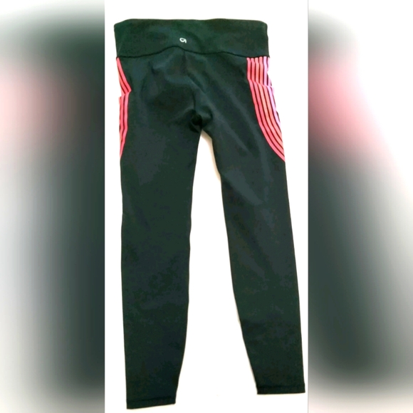 Gap Fit Women's Leggings Size Small Black With Red & White Stripes - Picture 2 of 5